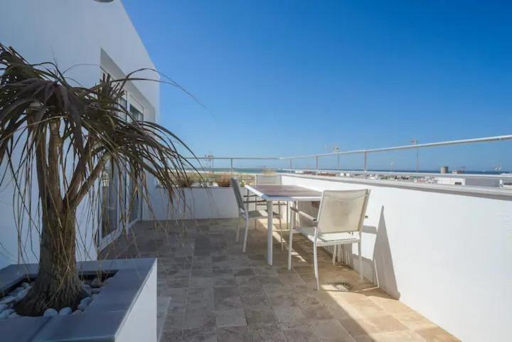 Apartamento Con Terraza Vistas Al Mar. Conil De La Frontera Extérieur photo